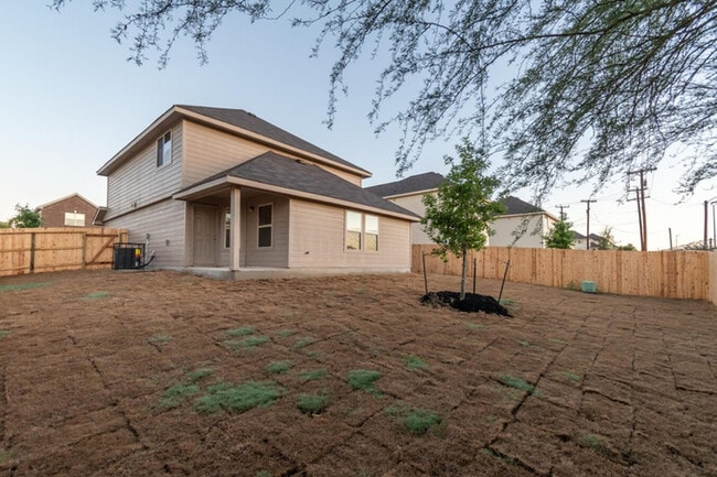 Building Photo - 4914 War Horse Dr