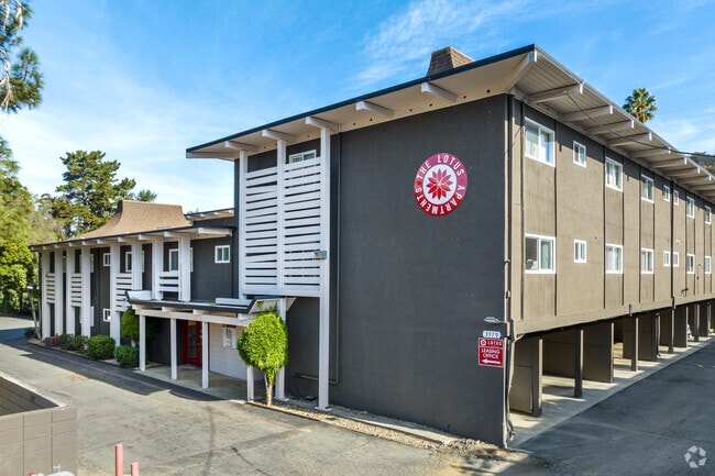 Building Photo - Lotus Apartments / L87