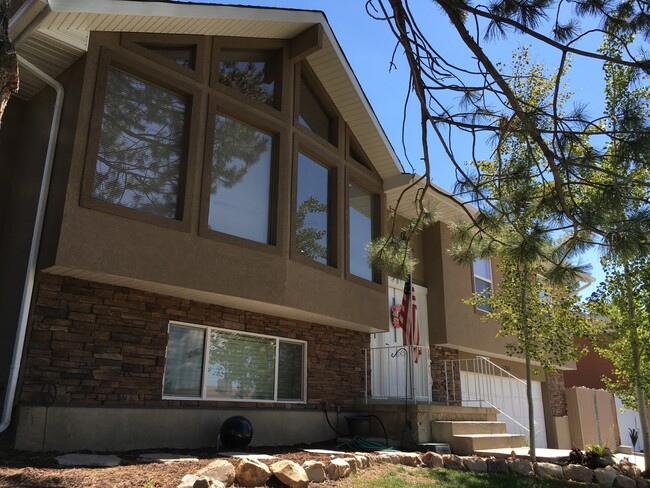 Building Photo - 11265 Windy Peak Ridge Drive