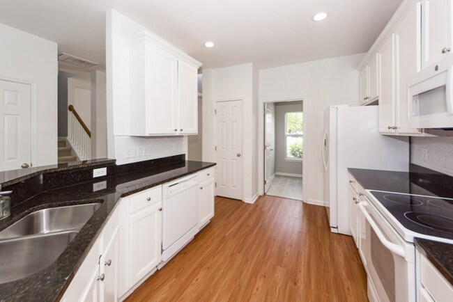 Building Photo - 477 Blue Dragonfly Dr