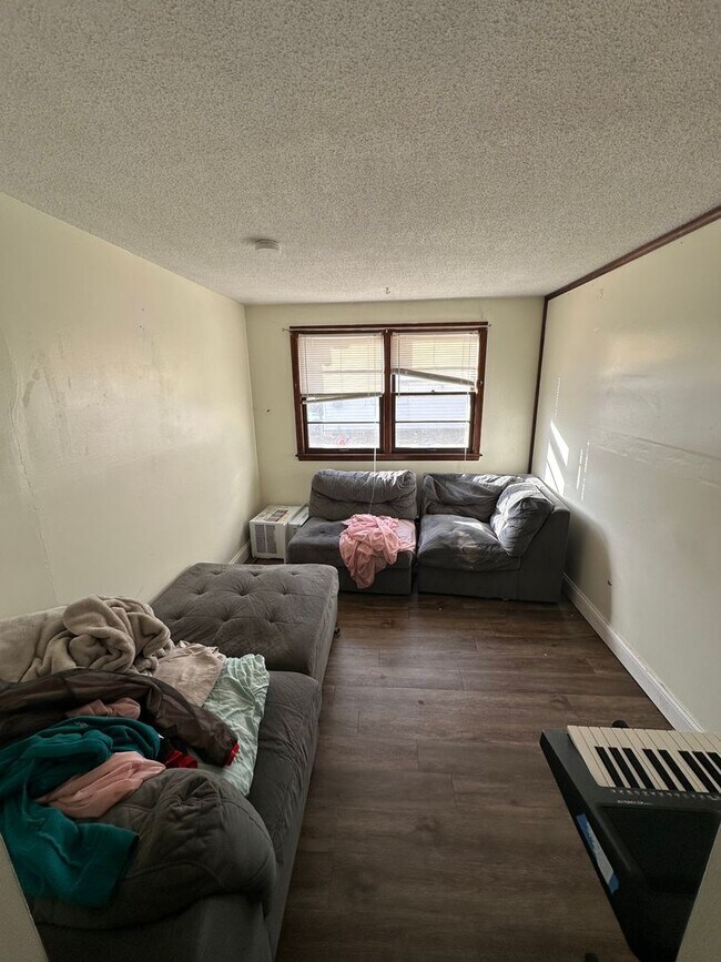 Foto del edificio - 3 Bed, 1.5 Bath Home in Prime Columbia Heights Location
