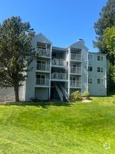 Building Photo - 975 Aberdeen Ave NE