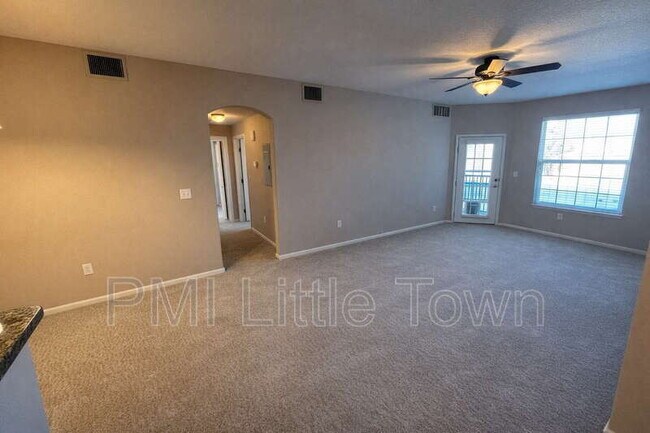 Foto del edificio - 17389 Nature Walk Tr