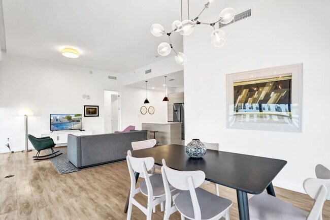 Foto del edificio - 1220 17th St