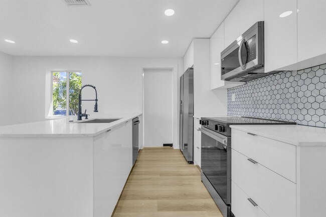 Foto del edificio - 1170 NW 59th St