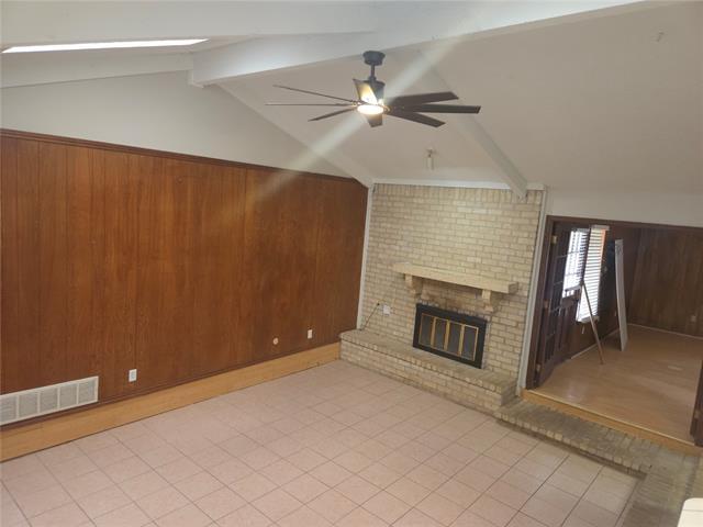 Foto del edificio - 1716 Briar Meadow Dr