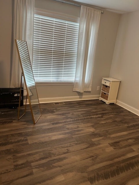 Foto del edificio - 2406 Chimney Rock Ln