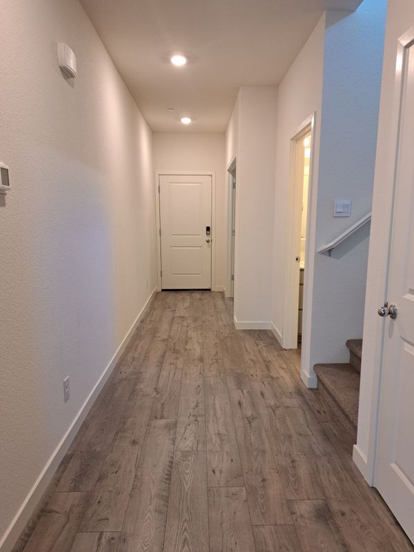 Building Photo - 667 Jefferson St