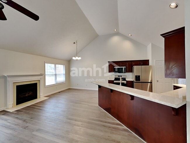 Foto del edificio - 3119 Lamura Ln