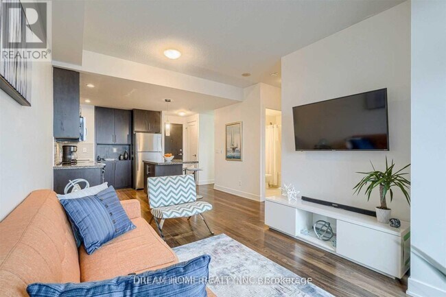 Photo du bâtiment - 120 Homewood Ave