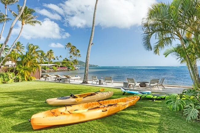 Building Photo - Gorgeous Oceanfront Home w/Private Pool, J...