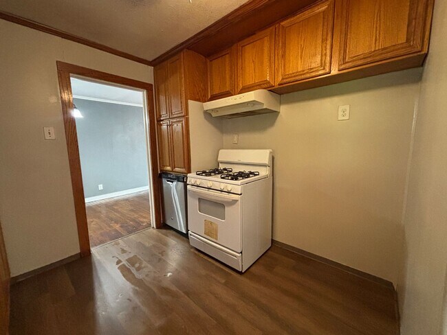 Foto del edificio - GREAT STARTER HOME IN THE HEART OF BOSSIER