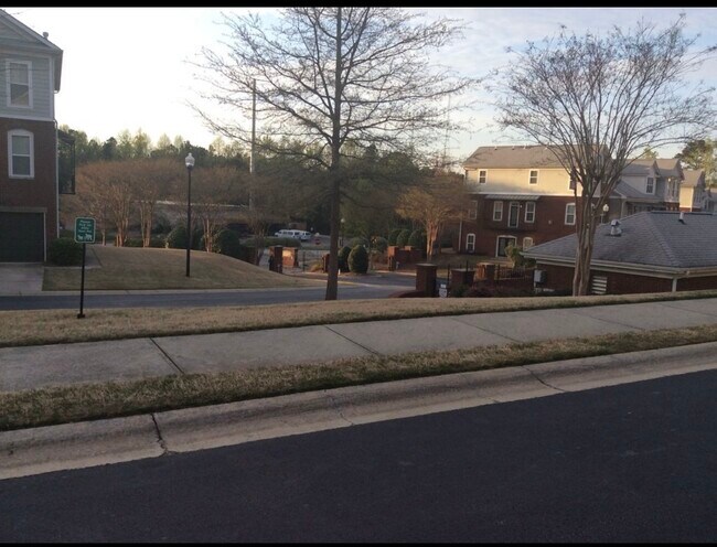 Building Photo - 5897 Brookside Oak Cir