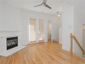 Foto del edificio - 4051 Travis St