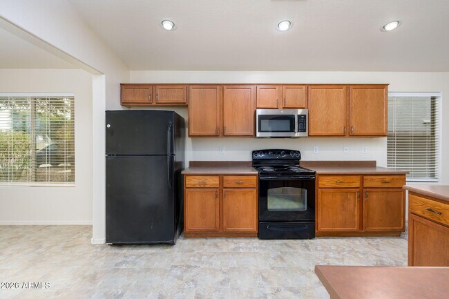 Foto del edificio - 18145 W Westpark Blvd