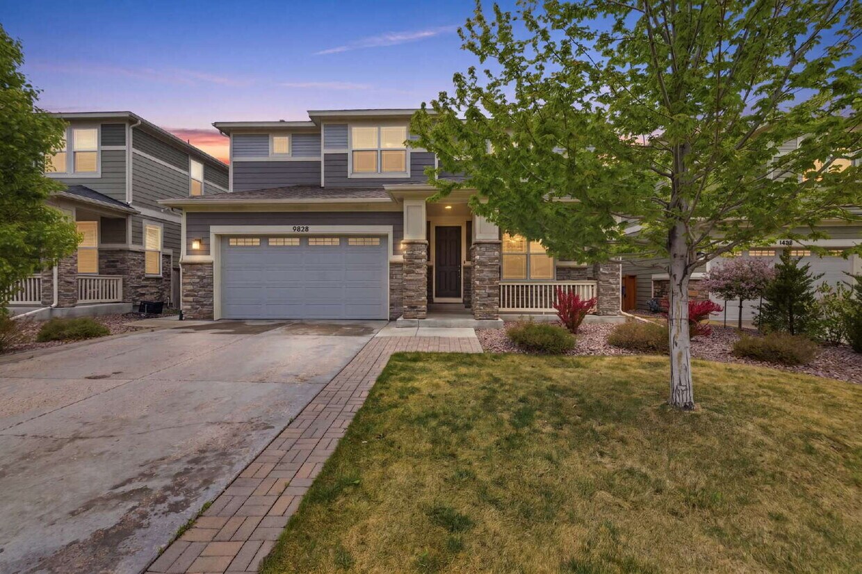 Gorgeous 4-Bed 3.5-Bath Home in Dayton Triangle! - Gorgeous 4-Bed 3.5-Bath Home in Dayton Triangle!