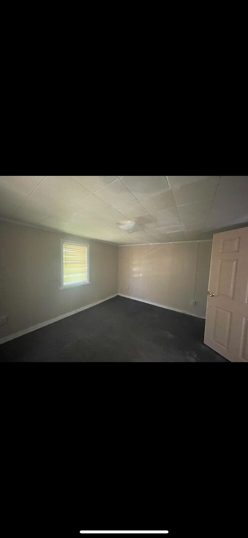 Building Photo - Home for Sale. Monthly Payments to Own! Am...