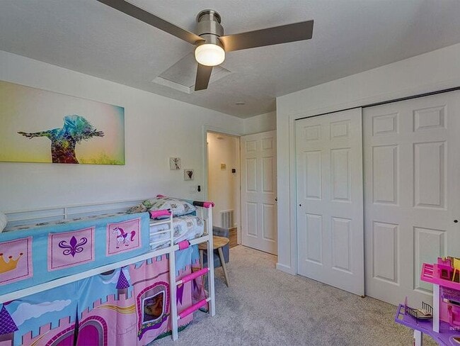 Foto del edificio - This modern Copper Ranch condo was fabulou...