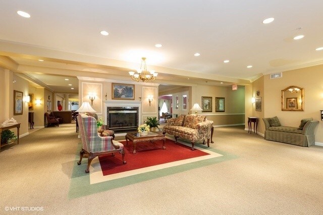 Foto del edificio - 605 Barrington Ave
