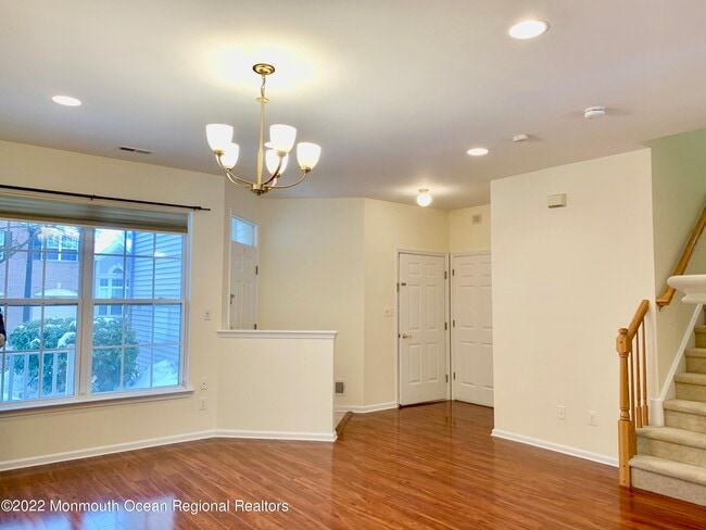 Building Photo - 88 Banyan Blvd