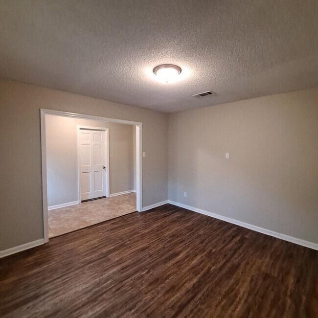 Foto del edificio - 5 Oakridge Dr. Jacksonville AR 72076