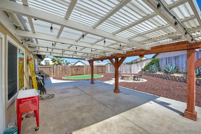 Foto del edificio - 1322 Carnell Ct