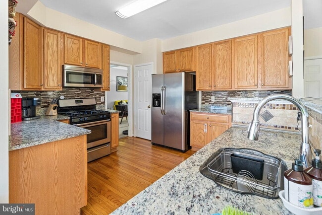 Building Photo - Room for rent - includes all utilities, in...