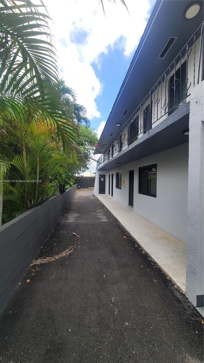 Foto del edificio - 43 Glen Royal Pkwy