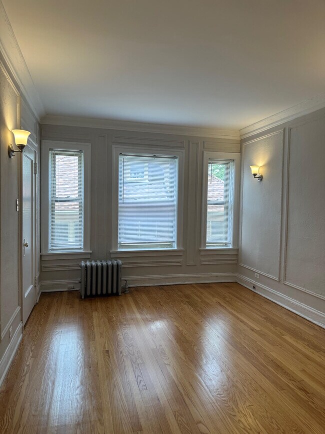 Foto del edificio - 1637 W Estes Ave