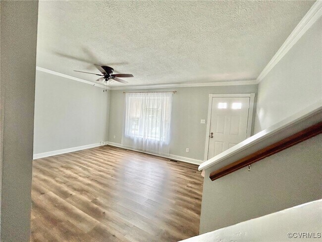 Foto del edificio - 2208 Watts Ln