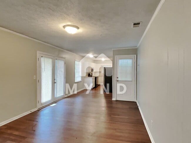 Building Photo - 3810 Bentley Dr