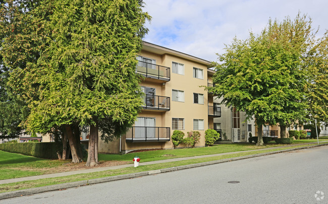 Building Photo - Sherwood Apartments