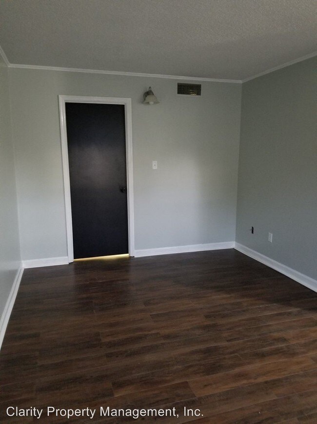 Foto del edificio - 1380 Village Oaks Cir NW