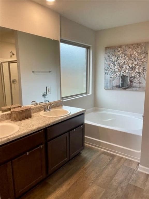 Building Photo - 1518 Majesty Loop