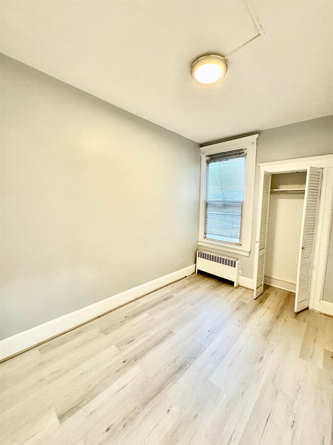 Foto del edificio - 593 Avenue A