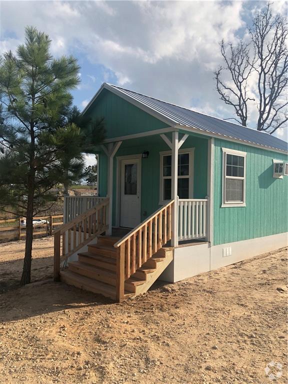 Building Photo - 110 Pine Tree Loop