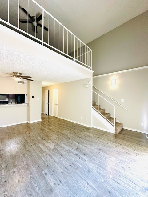 Foto del edificio - Woodbury Place Apartments
