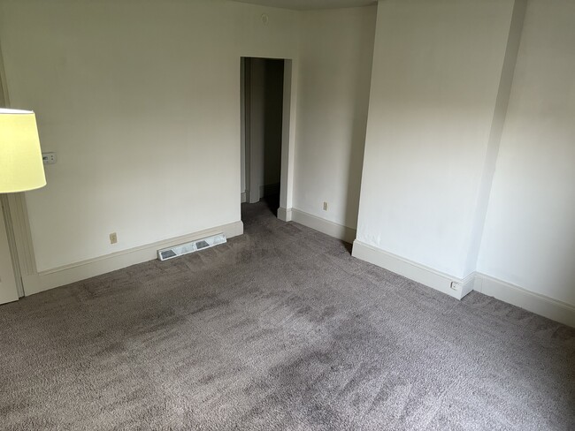 Building Photo - 740 N. Wayne Building