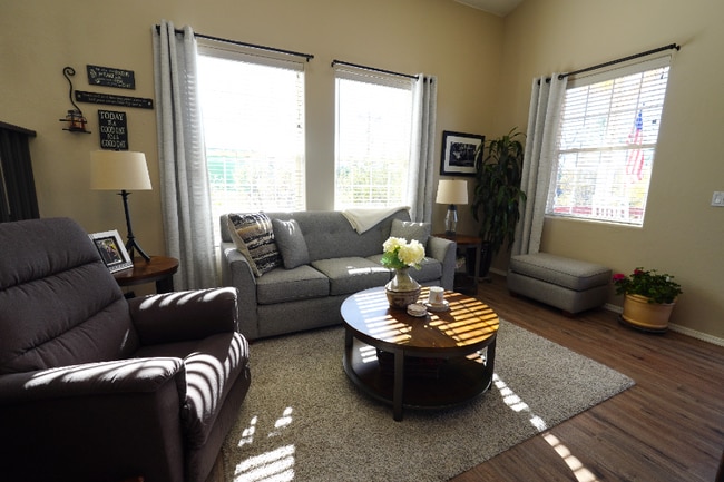 Foto del edificio - 957 Church Ln