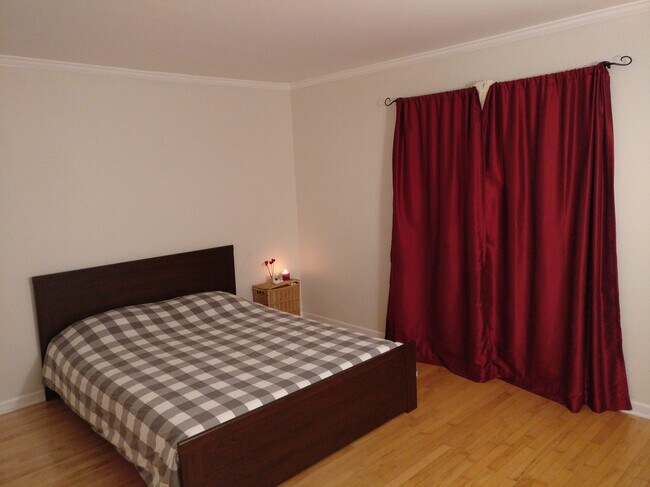 Foto del edificio - 6501 E Hill Dr