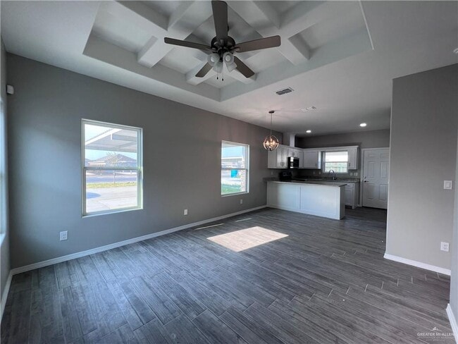 Building Photo - 23 Red Bud Dr