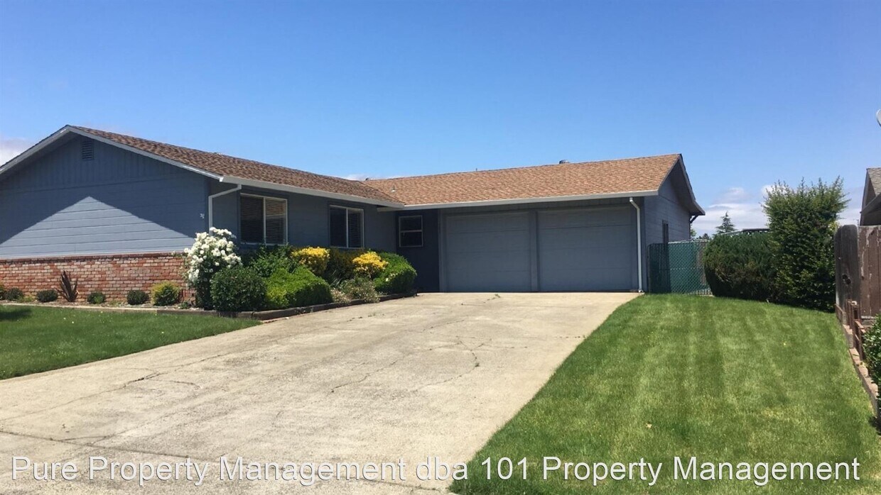 Primary Photo - 3 br, 2 bath House - 780 Malaga Dr