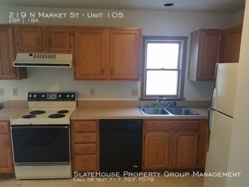 Primary Photo - Spacious Townhome in Elizabethtown!