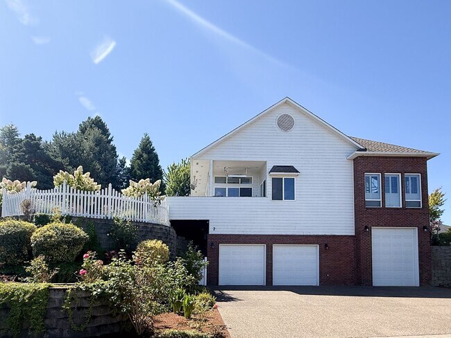 Foto del edificio - 1776 Mousebird Ave NW