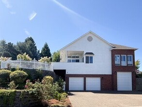 Building Photo - 1776 Mousebird Ave NW