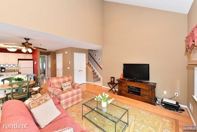 Foto del edificio - 2 br, 2 bath Condo - 101 Royal Ave
