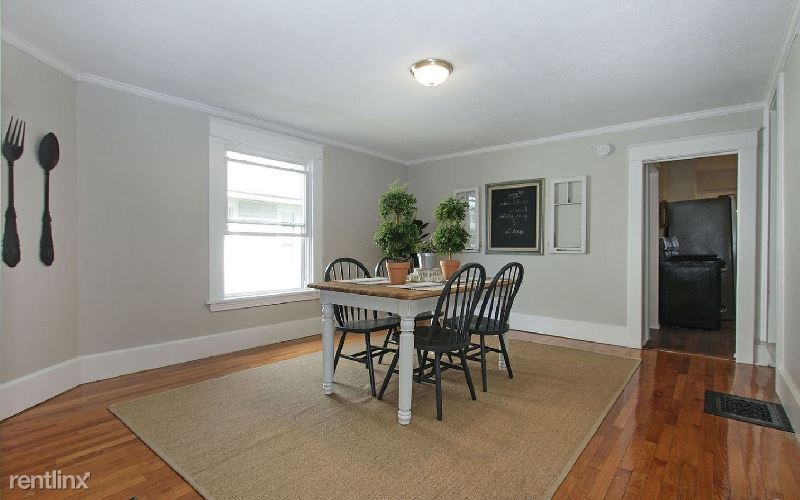 Primary Photo - 3 br, 1 bath Townhome - 2110 36th St SW