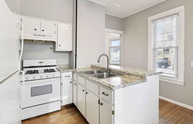 Foto del edificio - 530 Broadway St NE