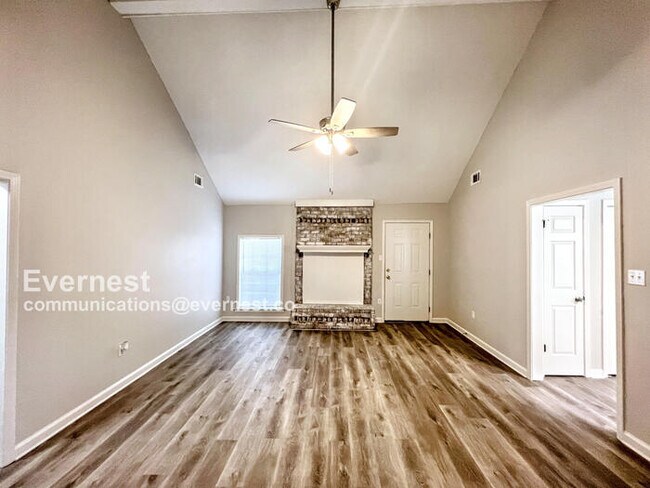 Foto del edificio - 4608 S Berrypick Ln