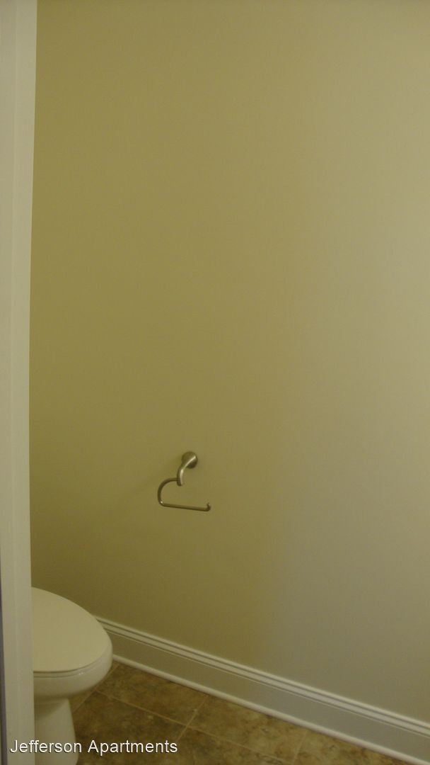 Foto del edificio - 3 br, 2.5 bath House - 700 Michelle Lane